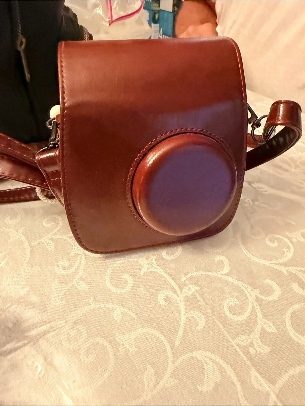 Fujifilm Instax Mini 7S Instant Camera in White with Brown Faux Leather Case